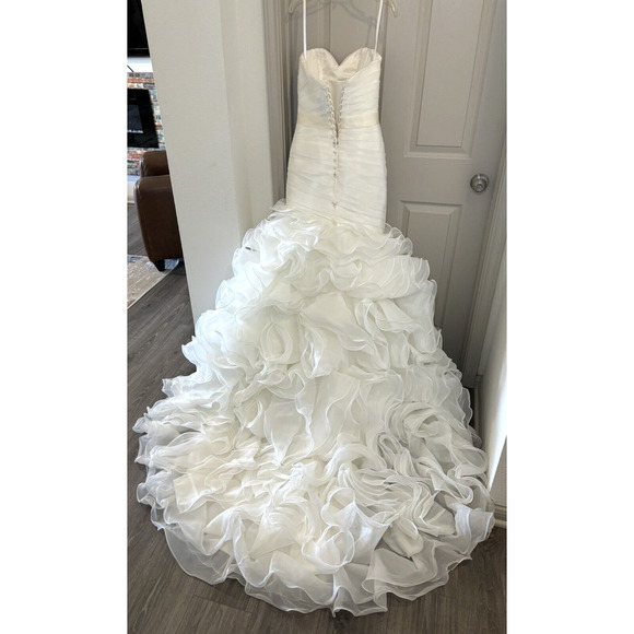 Ivory Wedding Gown Dress Swarovski Crystal Sash 8966 Size 4/6 Allure Bridals‎ - Picture 2 of 13